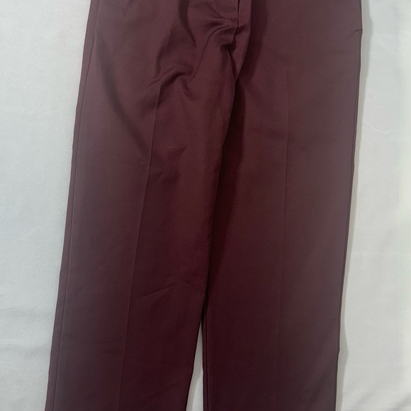 Calvin Klein woman’s Burgundy Chinos - Picture 6 of 9
